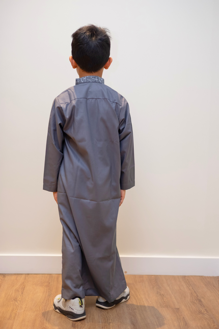 Boy's Premium Saudi Thobe - Midnight Ash